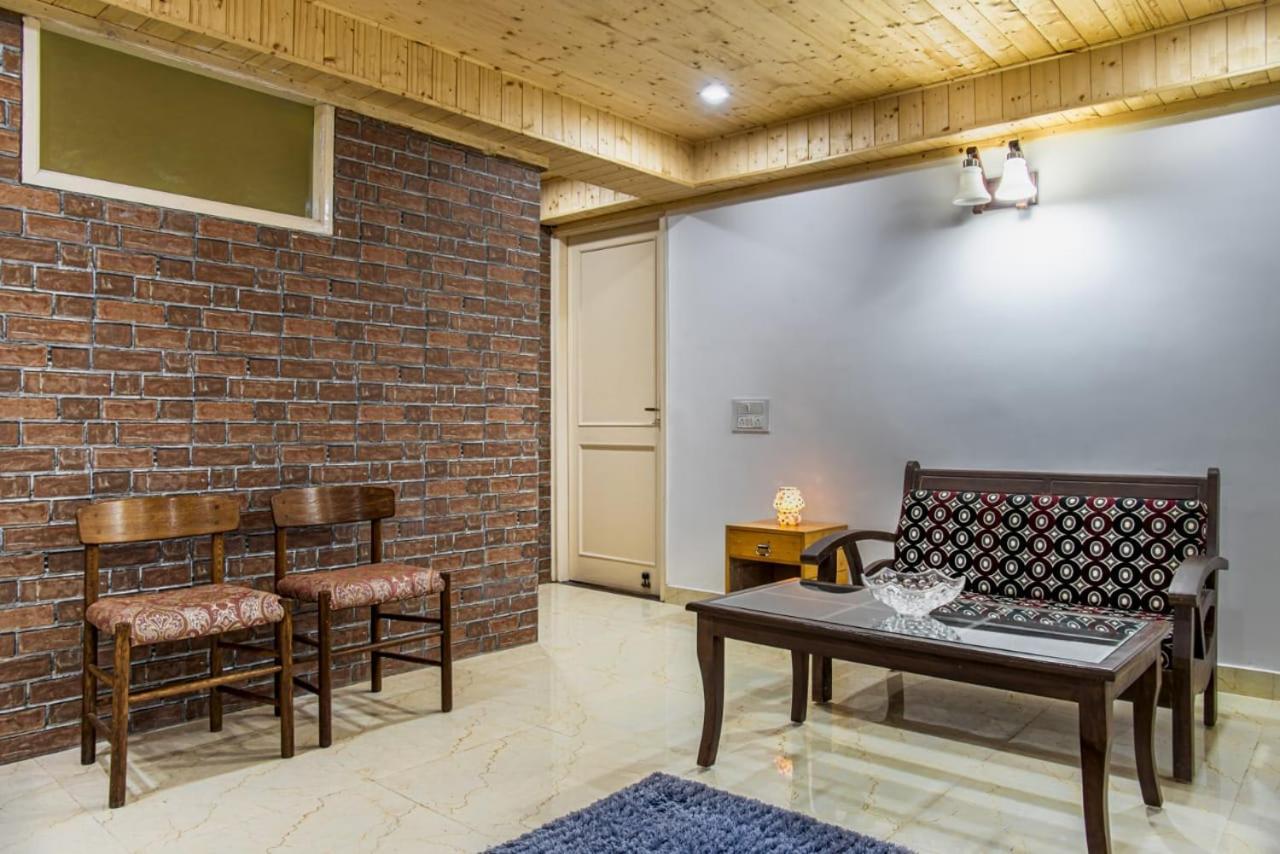 The Western Heights I Serviced Apartments I Pvt Balcony I Lift I Peacefull Area I Family Accomodation I Kasauli I By Exotic Stays Ngoại thất bức ảnh