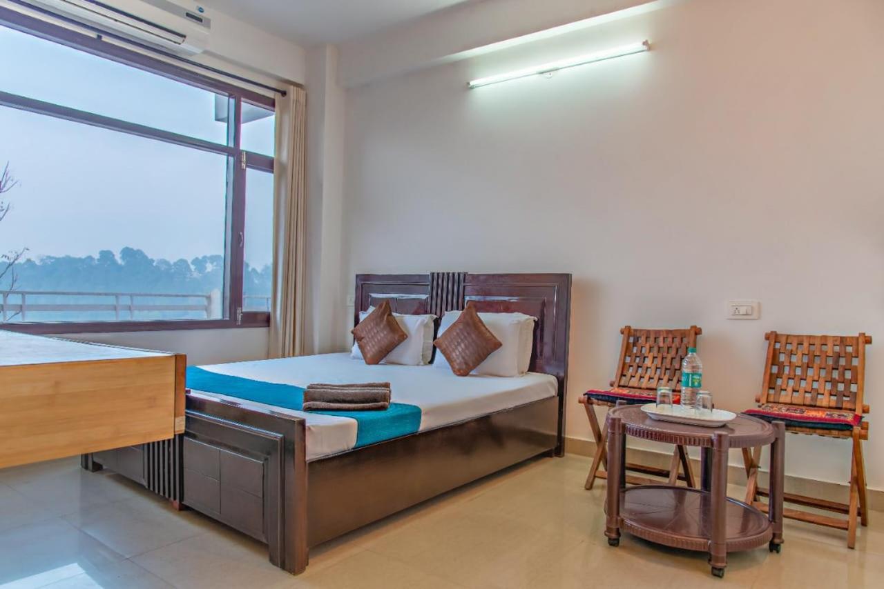 The Western Heights I Serviced Apartments I Pvt Balcony I Lift I Peacefull Area I Family Accomodation I Kasauli I By Exotic Stays Ngoại thất bức ảnh