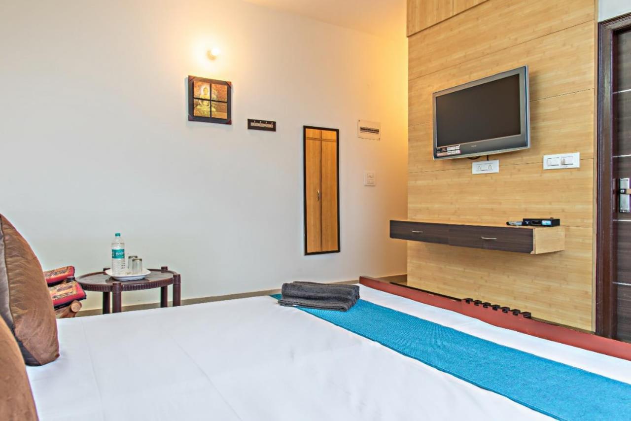 The Western Heights I Serviced Apartments I Pvt Balcony I Lift I Peacefull Area I Family Accomodation I Kasauli I By Exotic Stays Ngoại thất bức ảnh